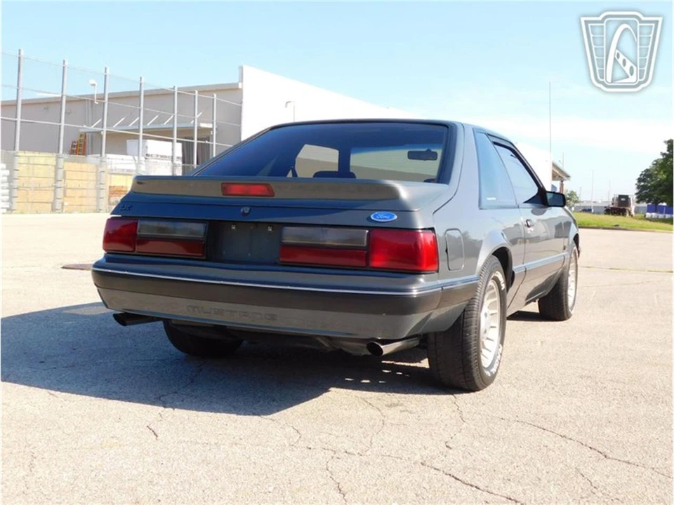 1987 Ford Mustang 3rd Gen - Image 24 of 31