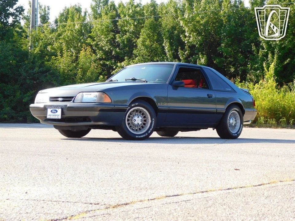 1987 Ford Mustang 3rd Gen - Image 4 of 12