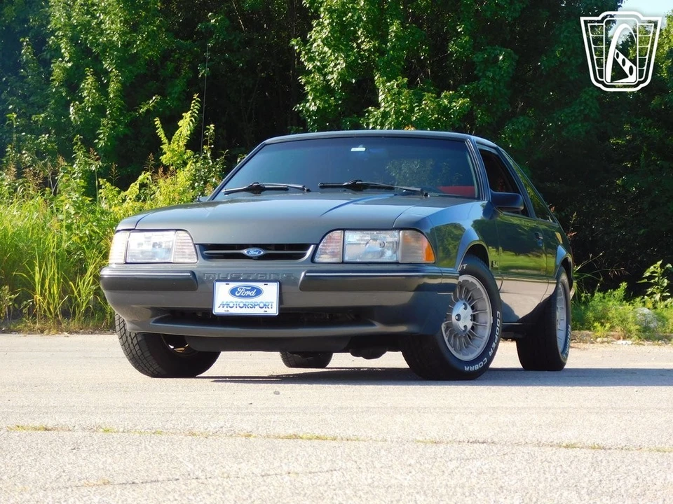 1987 Ford Mustang 3rd Gen - Image 3 of 12