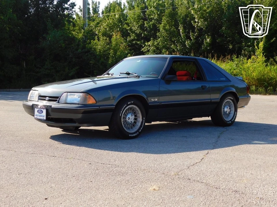 1987 Ford Mustang 3rd Gen - Image 11 of 12