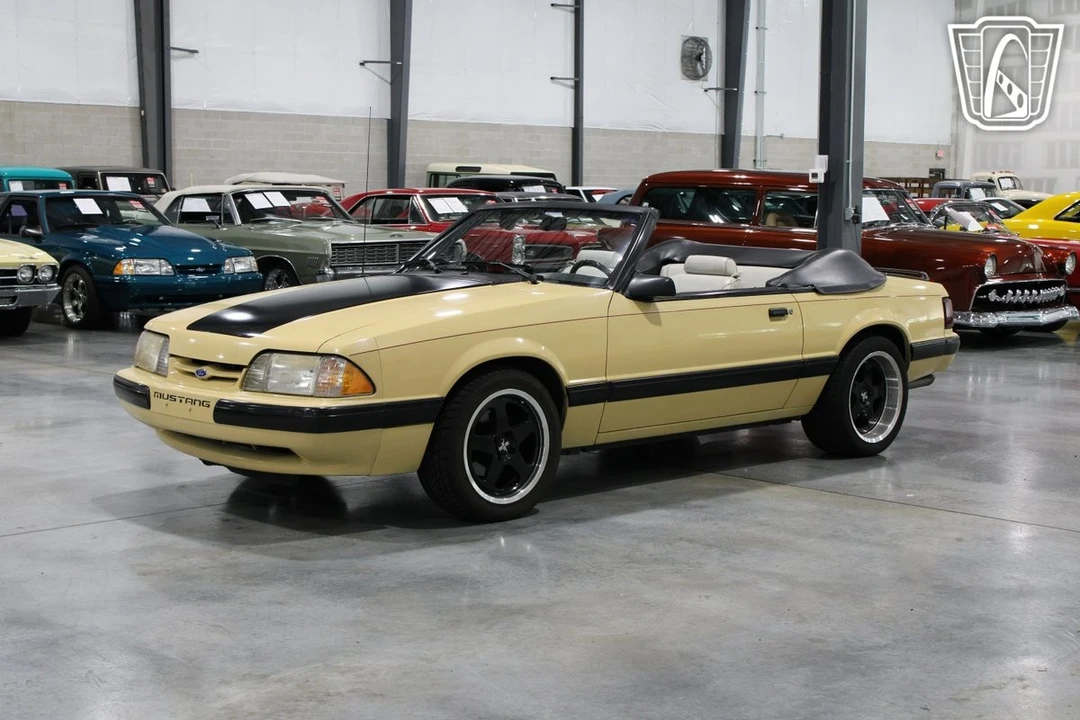 1987 Ford Mustang 3rd Gen - Image 3 of 12