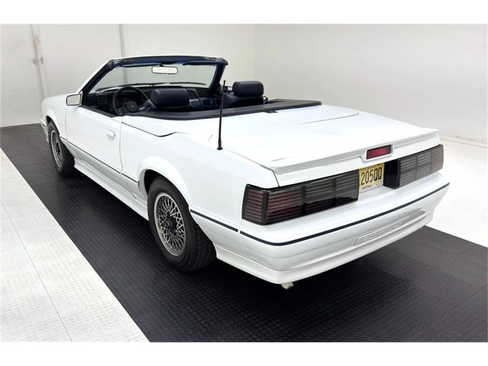 1987 Ford Mustang - Image 6 of 31