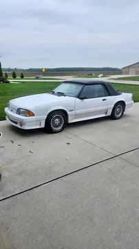 1987 Ford Mustang Convertible