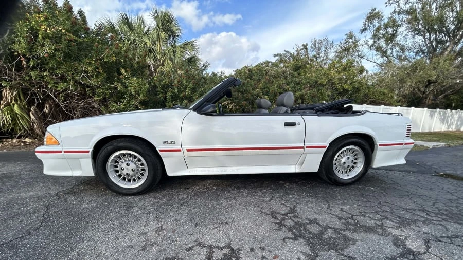 1987 Ford Mustang 3rd Gen - Image 2 of 31