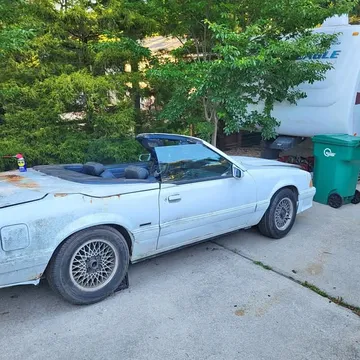1987 Ford Mustang Convertible