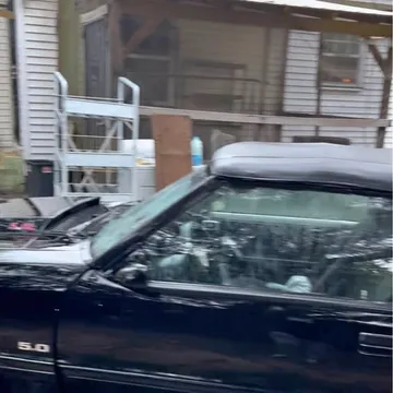 1987 Ford Mustang Convertible 2D