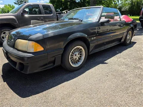 1987 Ford Mustang GT Convertible