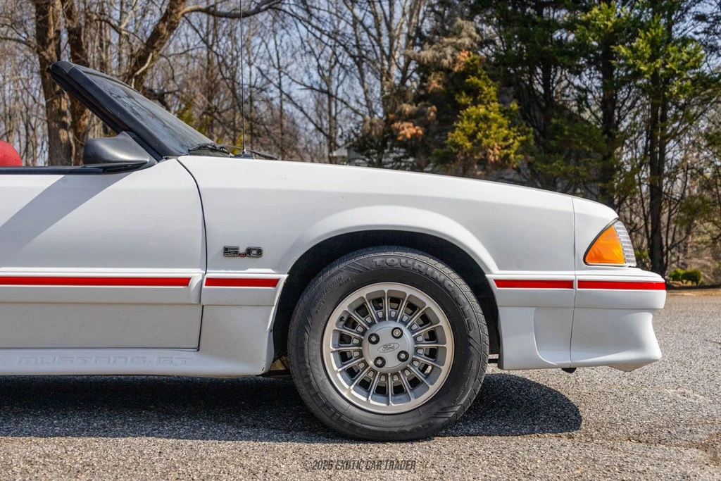 1987 Ford Mustang GT 3rd Gen - Image 11 of 12