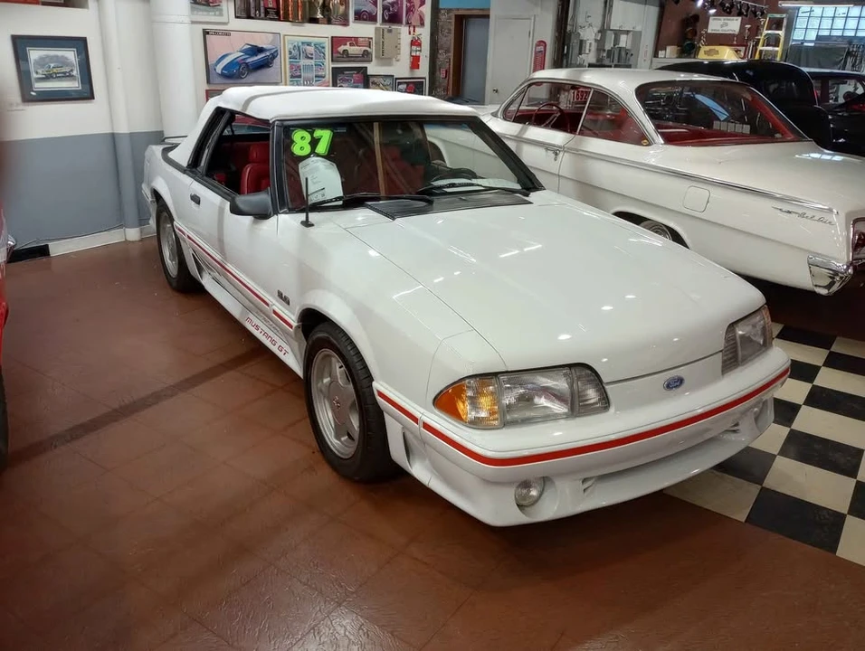 1987 Ford Mustang GT 3rd Gen - Image 8 of 10