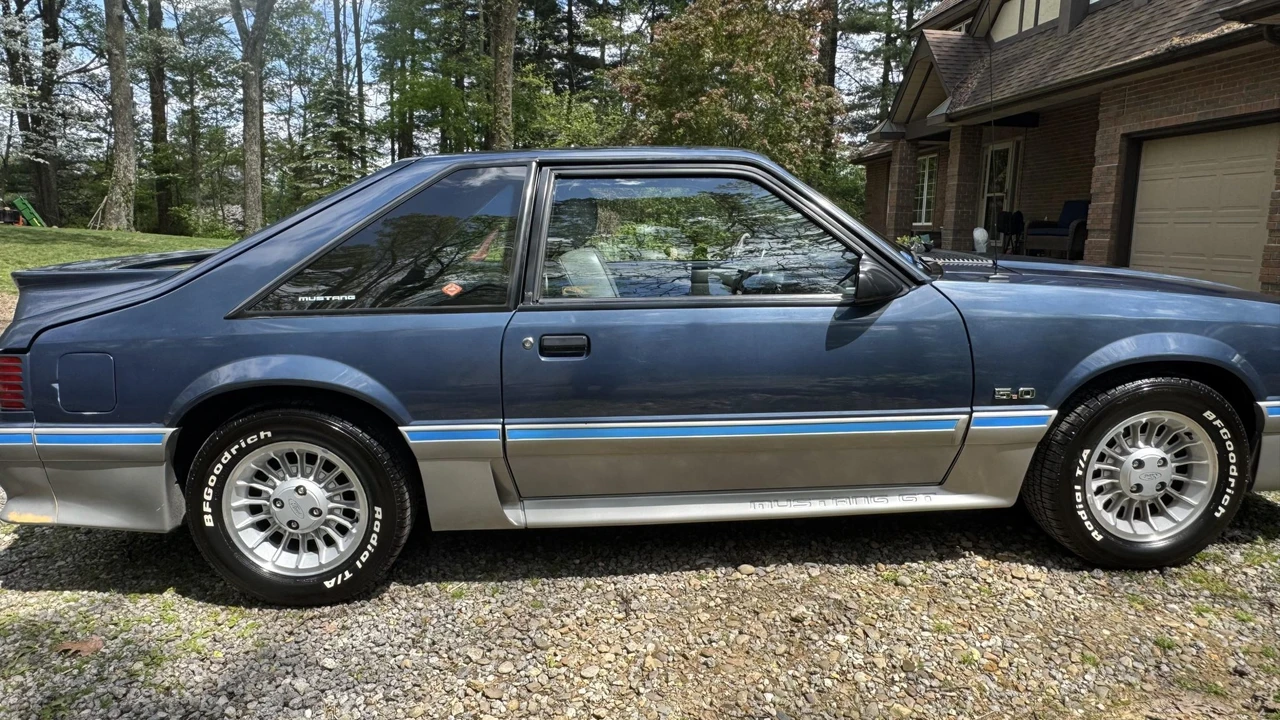 1987 Ford Mustang GT 3rd Gen - Image 11 of 31