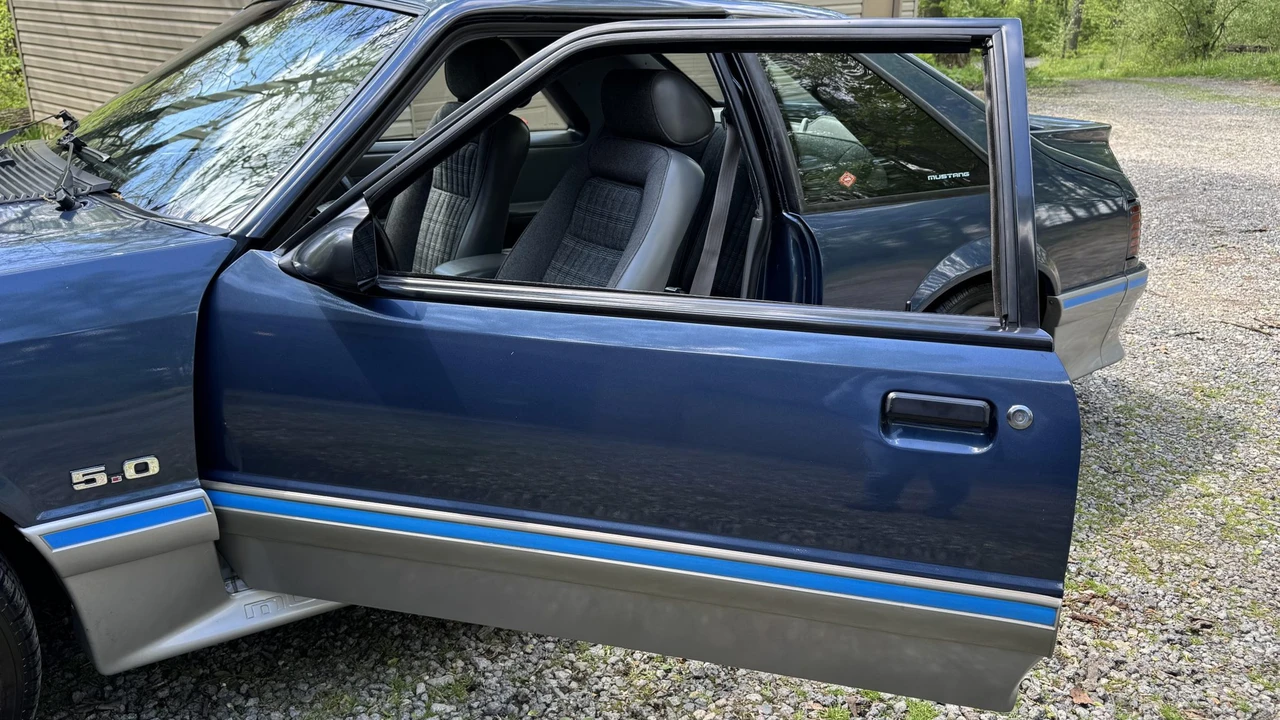 1987 Ford Mustang GT 3rd Gen - Image 20 of 31