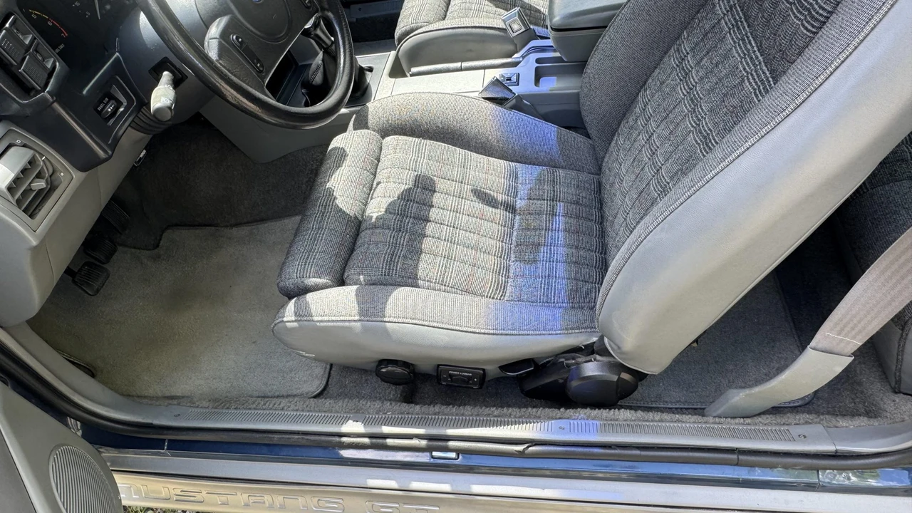 1987 Ford Mustang GT 3rd Gen - Image 28 of 31
