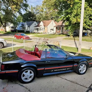 1987 Ford Mustang GT Convertible