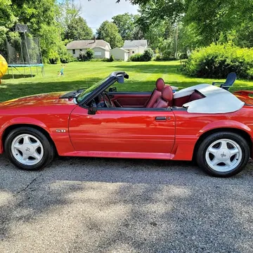 1987 Ford Mustang GT Convertible