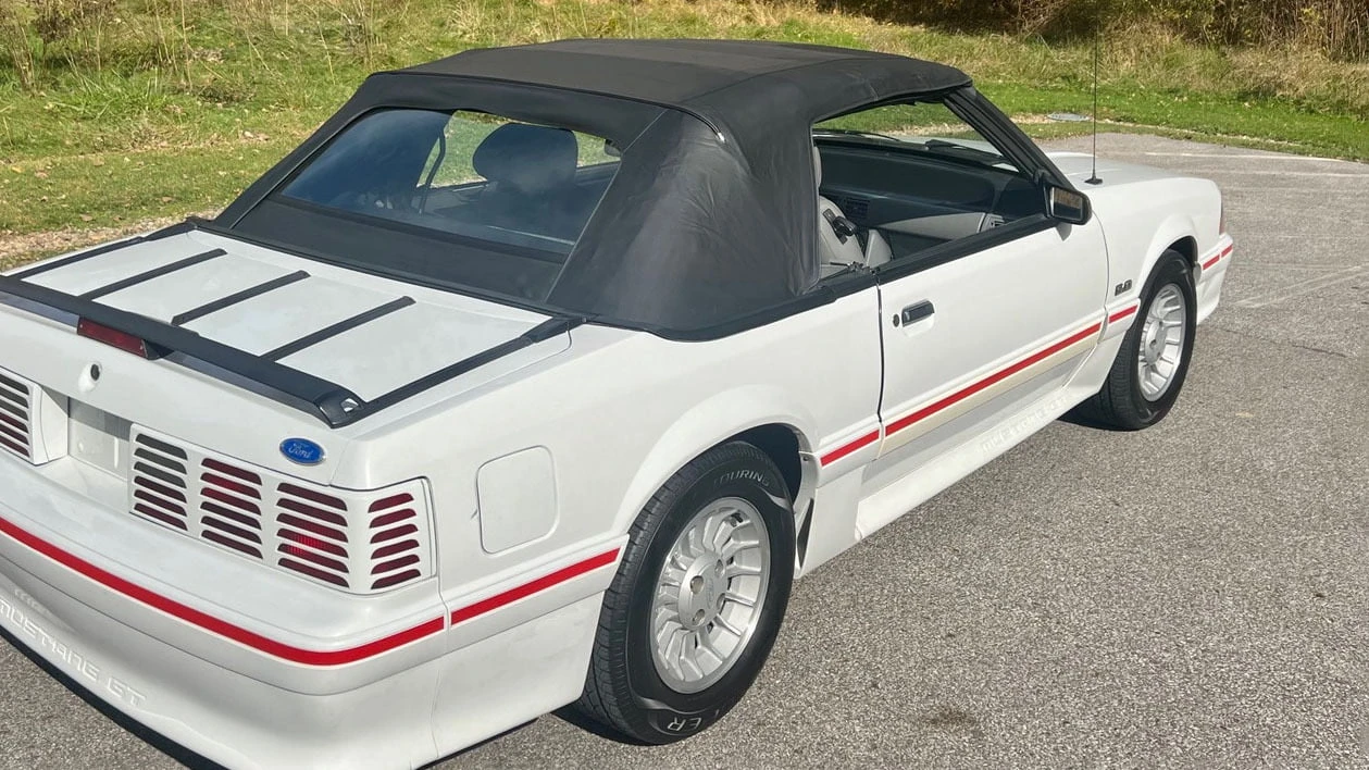 1987 Ford Mustang GT 3rd Gen - Image 16 of 19