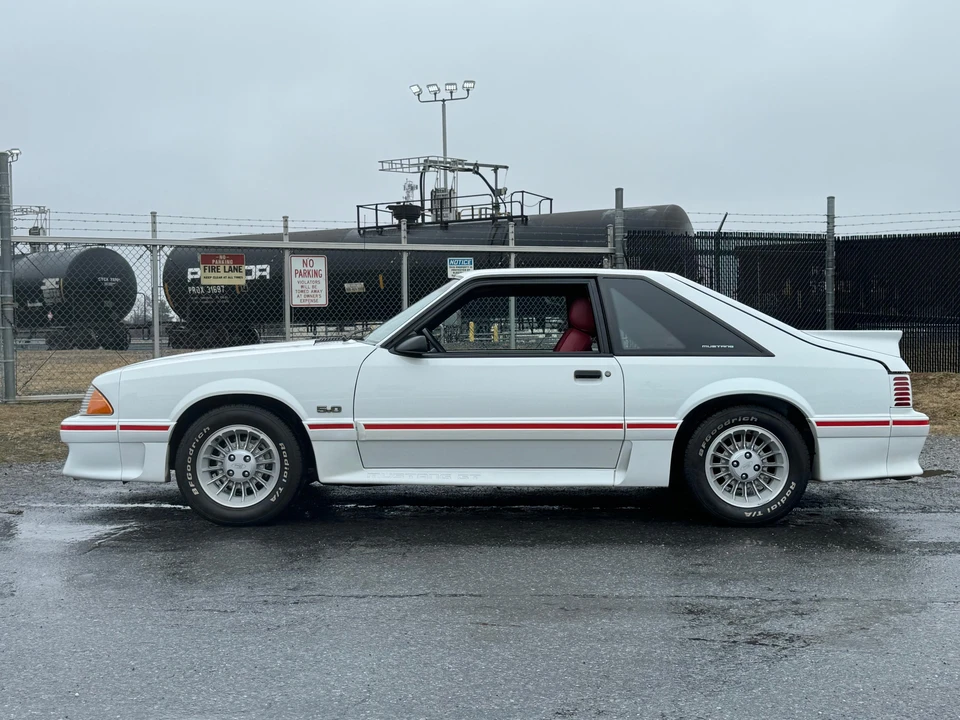 1987 Ford Mustang GT 3rd Gen - Image 11 of 31