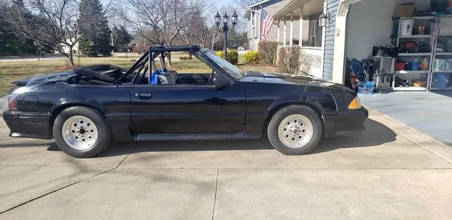 1987 Ford Mustang GT Convertible