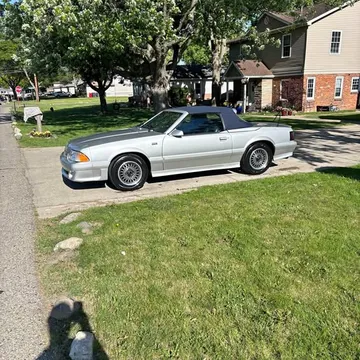 1987 Ford Mustang GT Deluxe Convertible