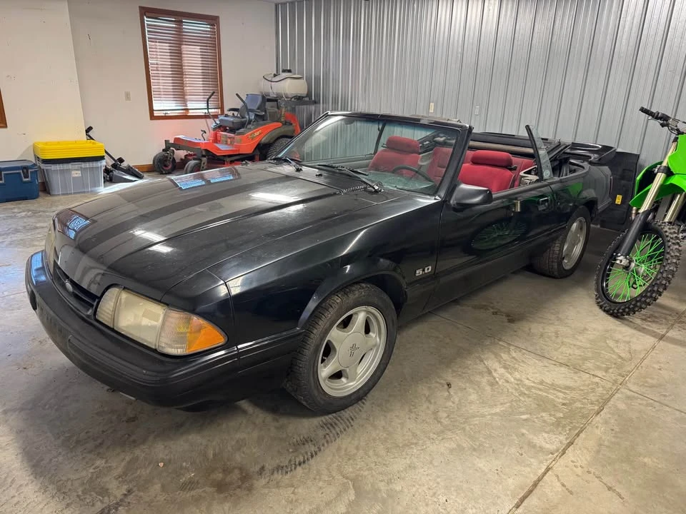 1987 Ford Mustang 3rd Gen - Image 4 of 5