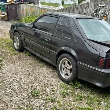 1987 Ford Mustang GT