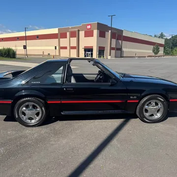 1987 Ford Mustang GT