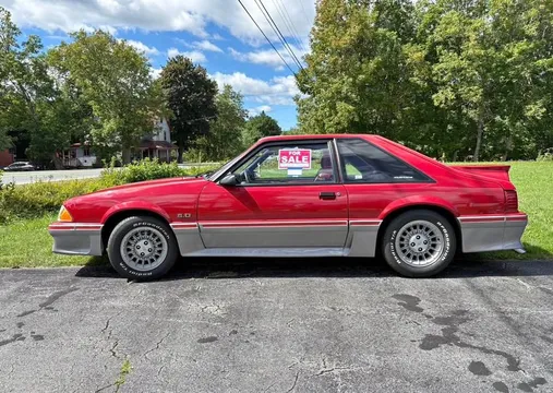 1987 Ford Mustang GT