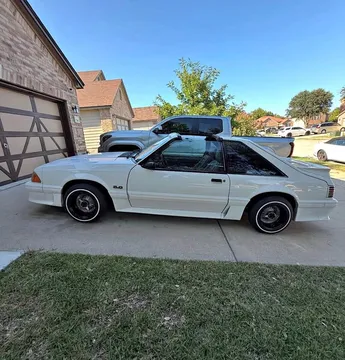 1987 Ford Mustang GT