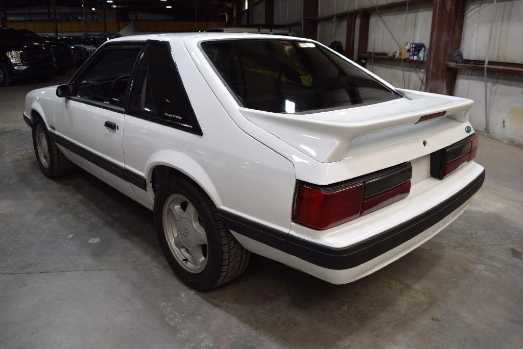 1987 Ford Mustang 3rd Gen - Image 5 of 28