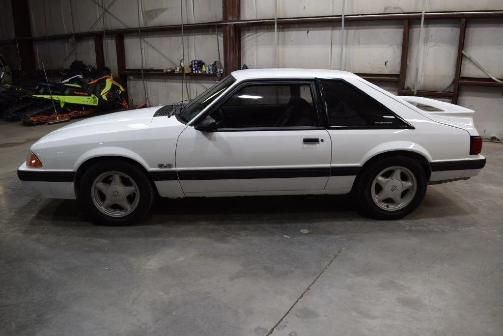 1987 Ford Mustang 3rd Gen - Image 4 of 28