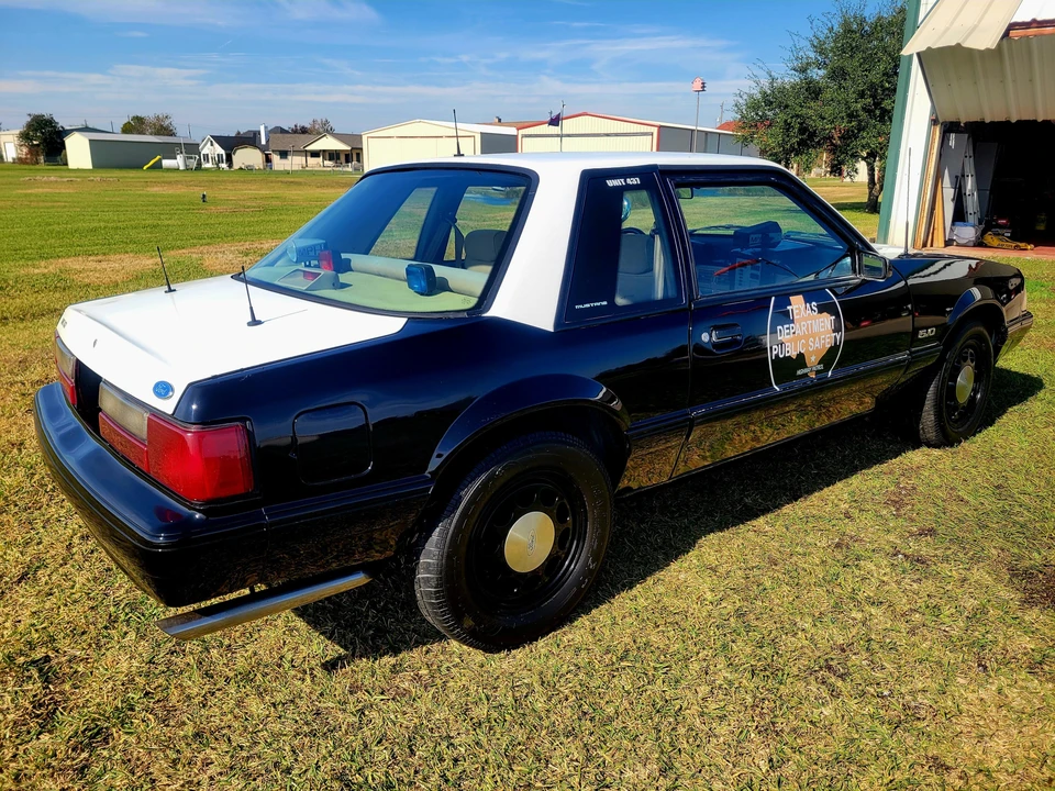 1987 Ford Mustang 3rd Gen - Image 17 of 31