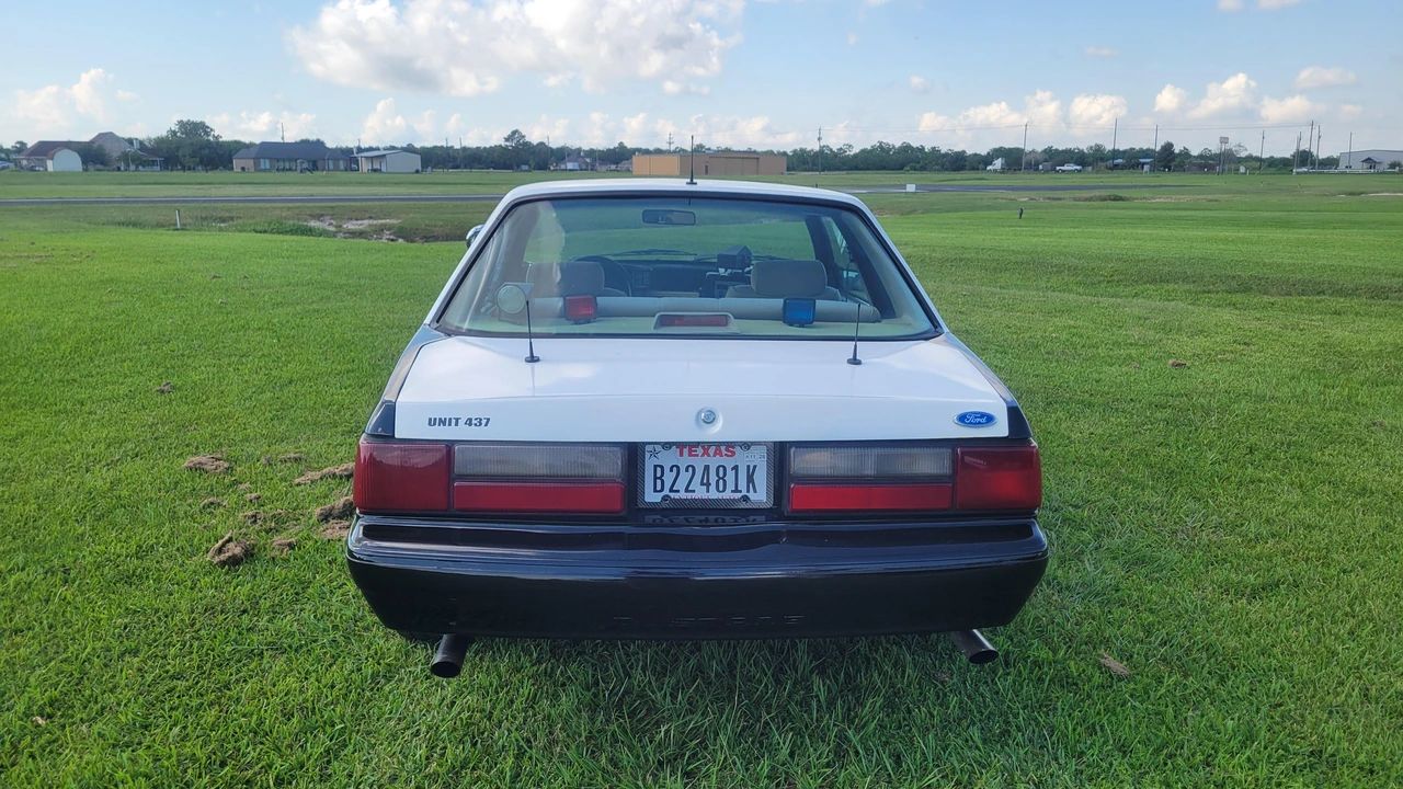 1987 Ford Mustang 3rd Gen - Image 27 of 31