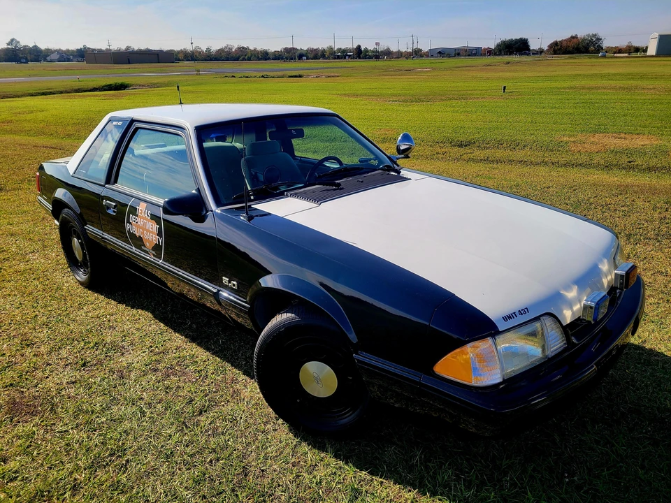 1987 Ford Mustang 3rd Gen - Image 21 of 31