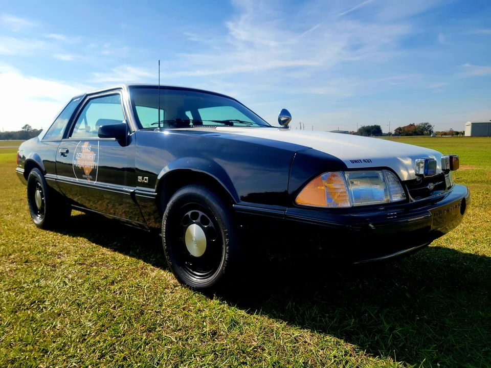 1987 Ford Mustang 3rd Gen - Image 20 of 31