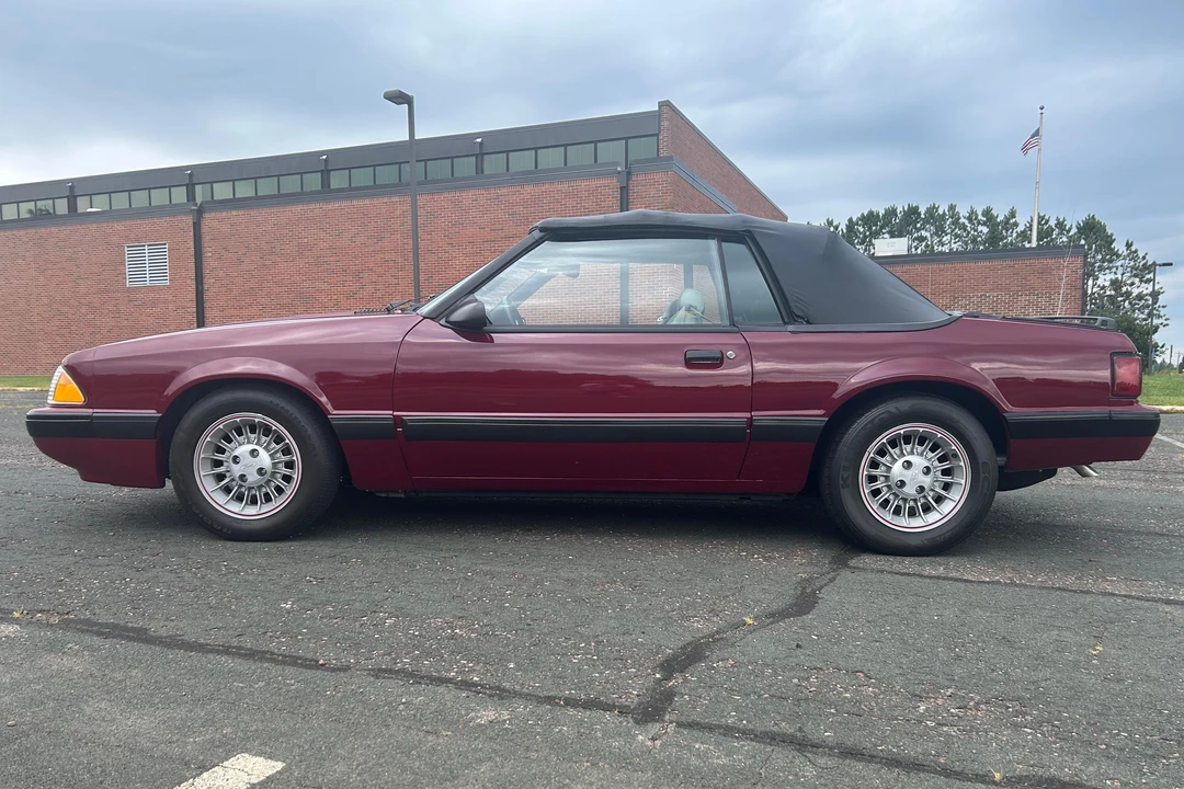 1987 Ford Mustang 3rd Gen - Image 3 of 31