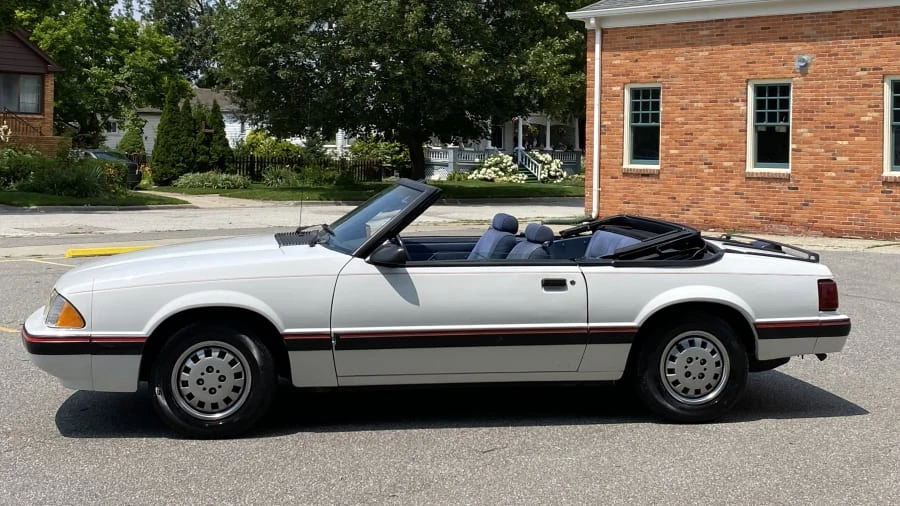 1987 Ford Mustang 3rd Gen - Image 5 of 19