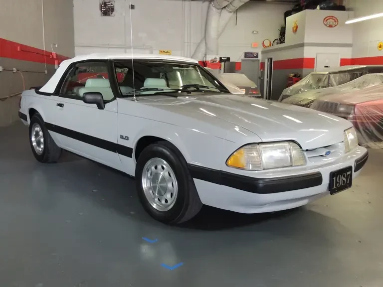 1987 Ford Mustang 3rd Gen - Image 11 of 31