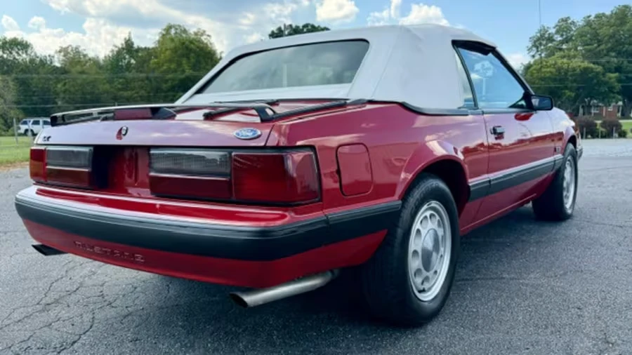 1987 Ford Mustang 3rd Gen - Image 9 of 31