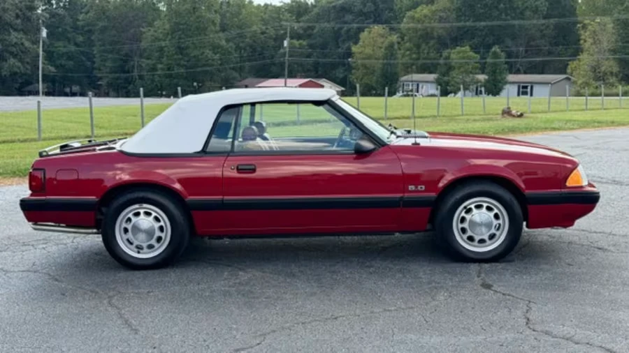 1987 Ford Mustang 3rd Gen - Image 2 of 31