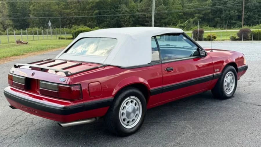 1987 Ford Mustang 3rd Gen - Image 14 of 31