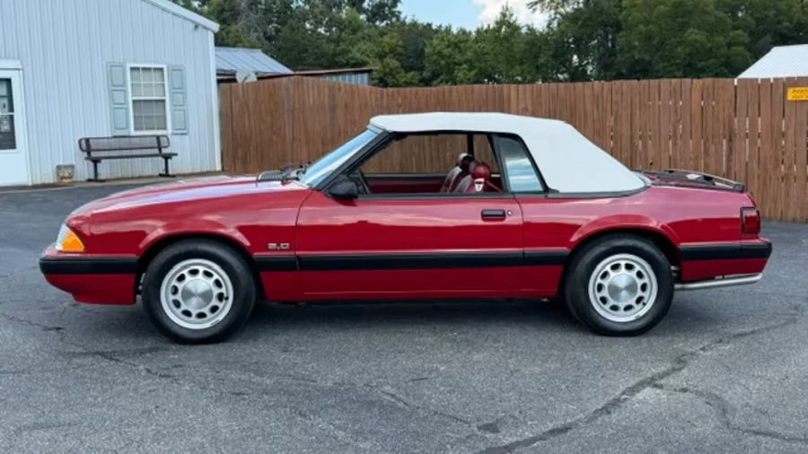 1987 Ford Mustang 3rd Gen - Image 17 of 31