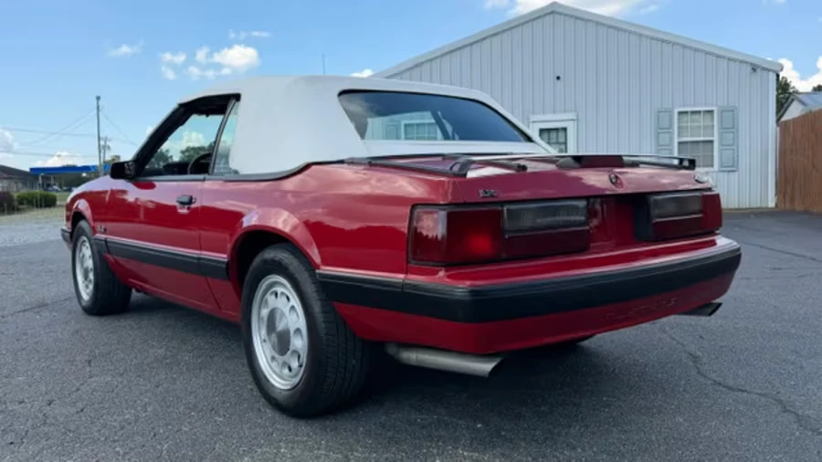 1987 Ford Mustang 3rd Gen - Image 16 of 31