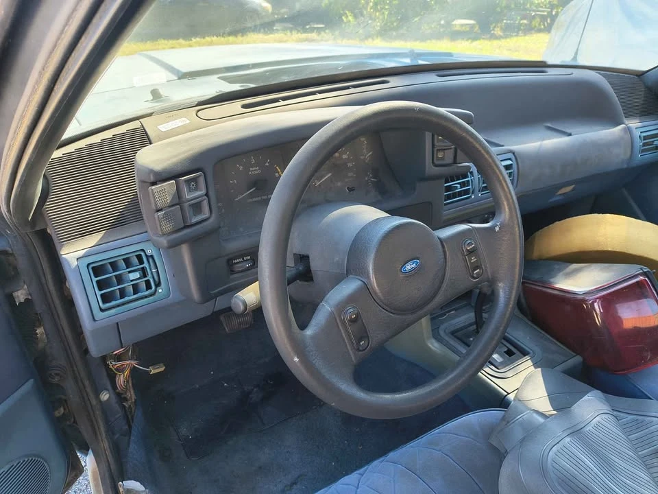 1987 Ford Mustang 3rd Gen - Image 5 of 6