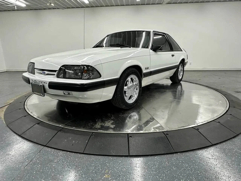 1987 Ford Mustang 3rd Gen - Image 9 of 31