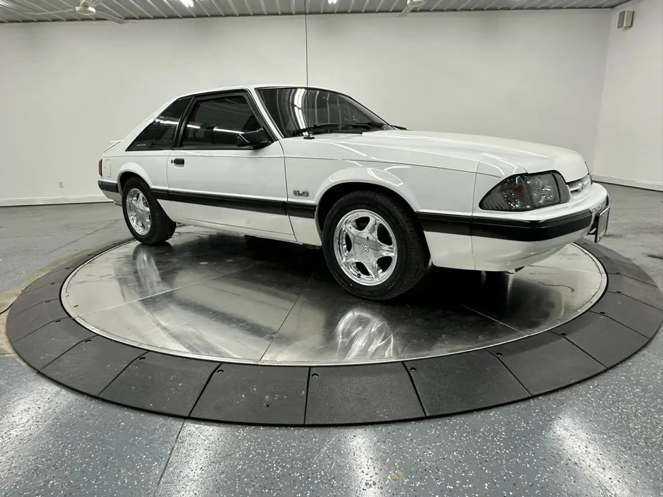 1987 Ford Mustang 3rd Gen - Image 17 of 31