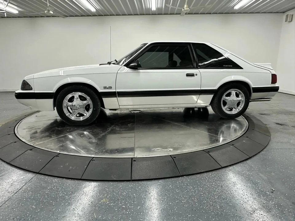 1987 Ford Mustang 3rd Gen - Image 21 of 31