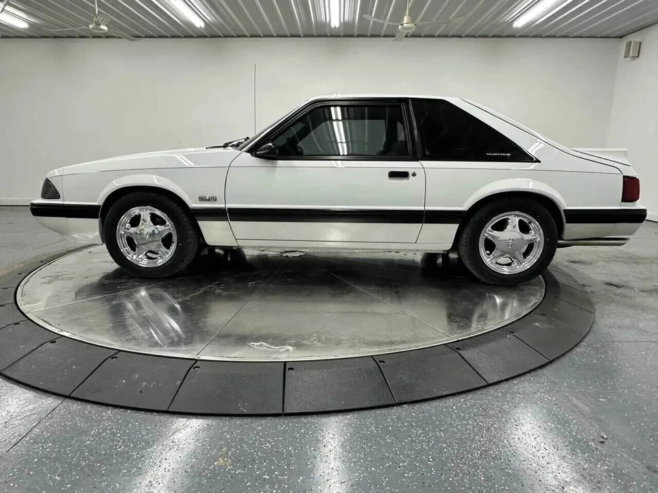 1987 Ford Mustang 3rd Gen - Image 25 of 31