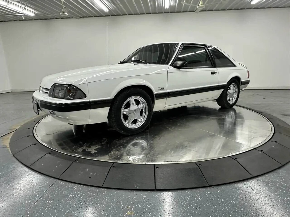 1987 Ford Mustang 3rd Gen - Image 2 of 31