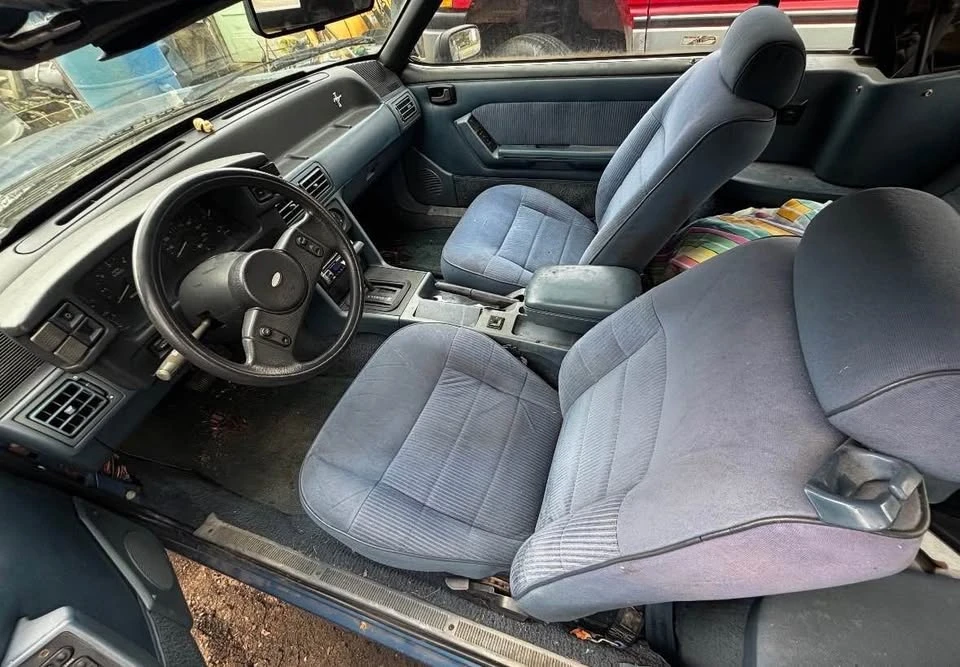 1987 Ford Mustang 3rd Gen - Image 4 of 4