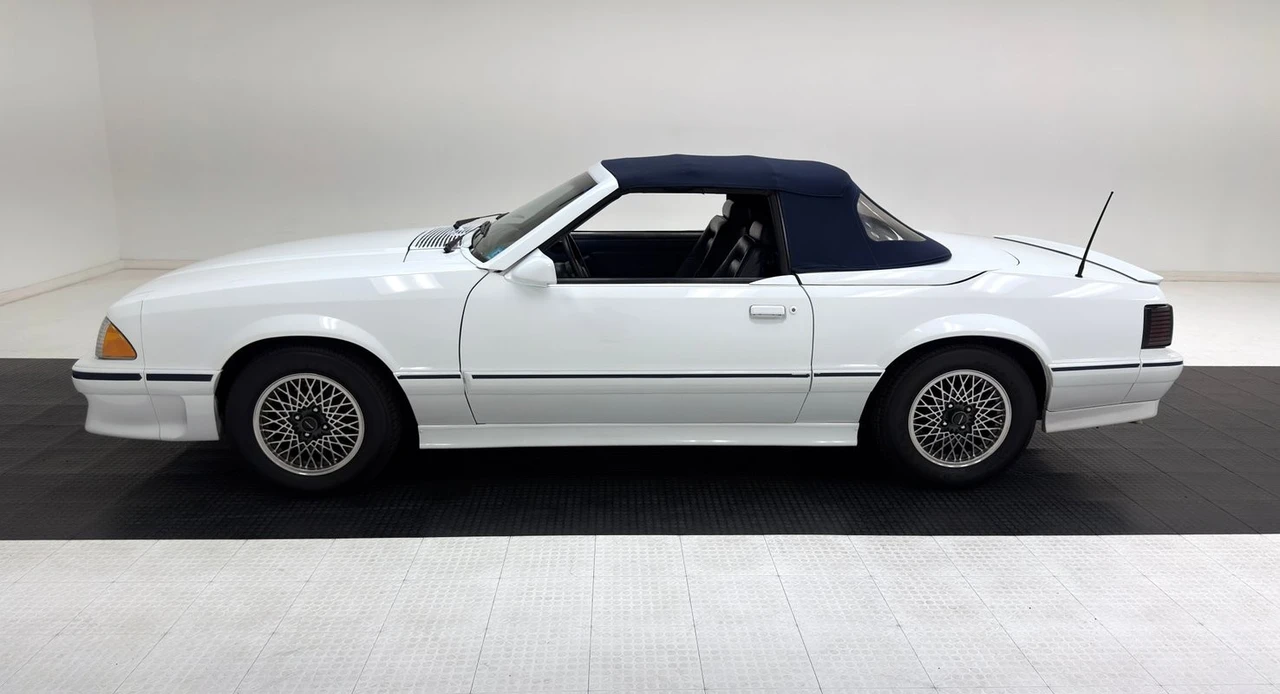 1987 Ford Mustang 3rd Gen - Image 3 of 31
