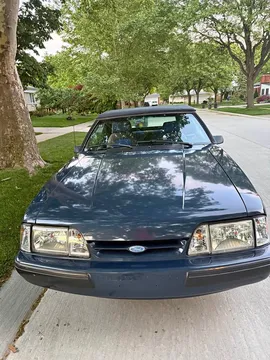 1987 Ford Mustang Convertible
